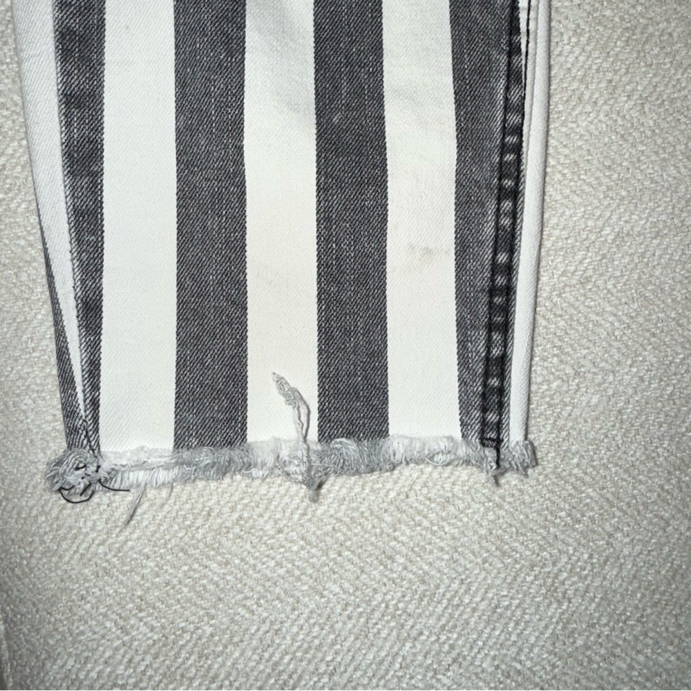 Zara Trafaluc White/Grey Striped High-Rise Skinny Jeans - Picture 8 of 9